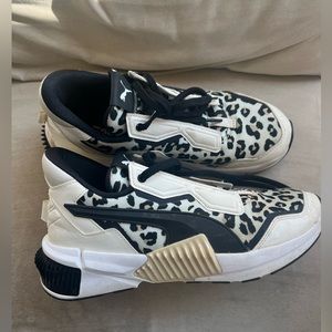 Puma Size 8 animal print athletic shoes